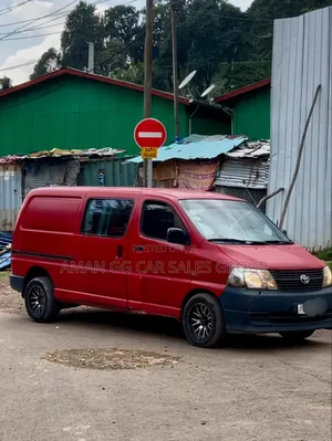 Toyota HiAce 2008 Red