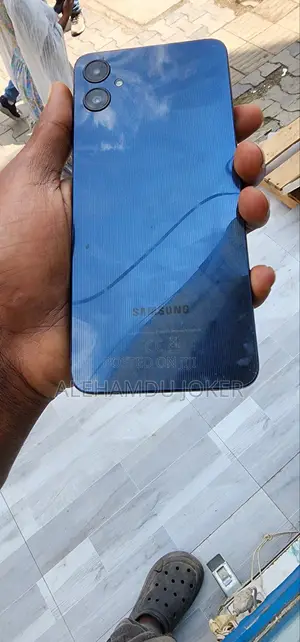 Samsung Galaxy M05 64 GB Blue