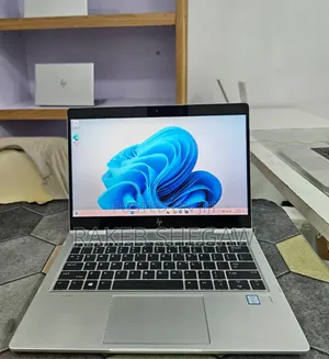 New Laptop HP EliteBook 830 8GB Intel Core i5 SSD 512GB
