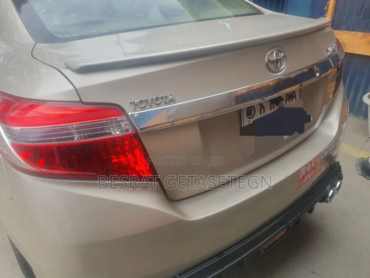 Toyota Yaris 2015 Gold