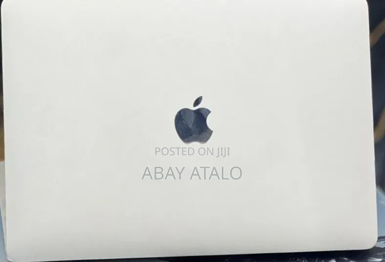 New Laptop Apple MacBook Pro 8GB Apple M2 SSD 512GB
