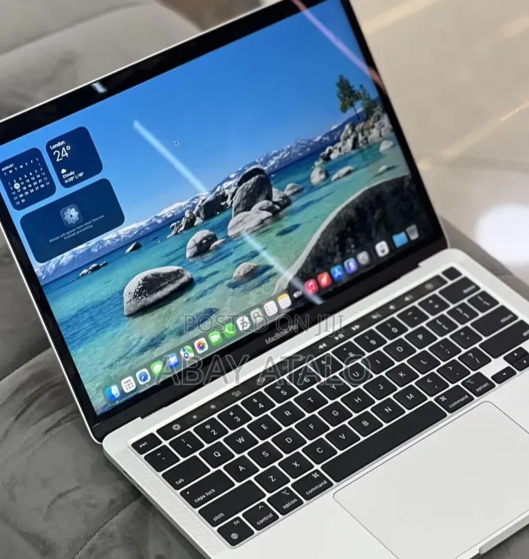 New Laptop Apple MacBook Pro 8GB Apple M2 SSD 512GB
