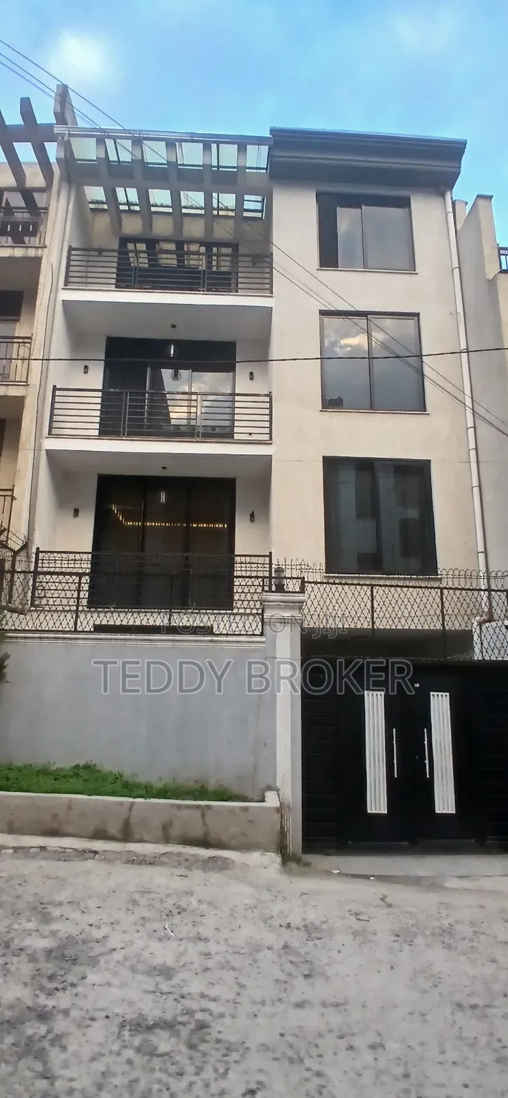 6bdrm House in Haile Garment, Nifas Silk-Lafto for sale