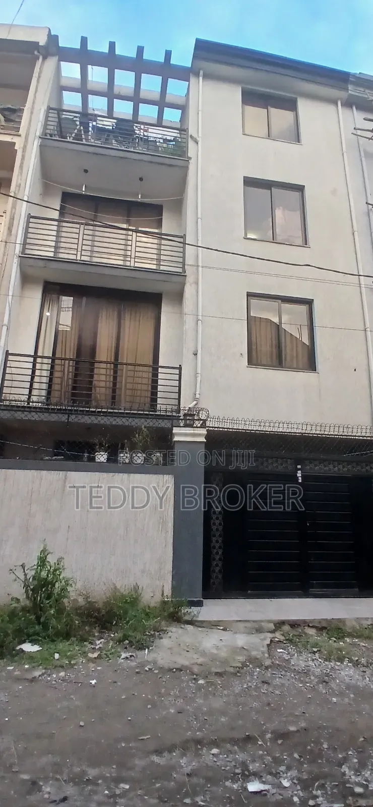 6bdrm House in Haile Garment, Nifas Silk-Lafto for sale