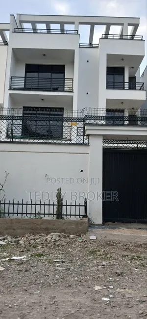 8bdrm House in Haile Garment, Nifas Silk-Lafto for sale