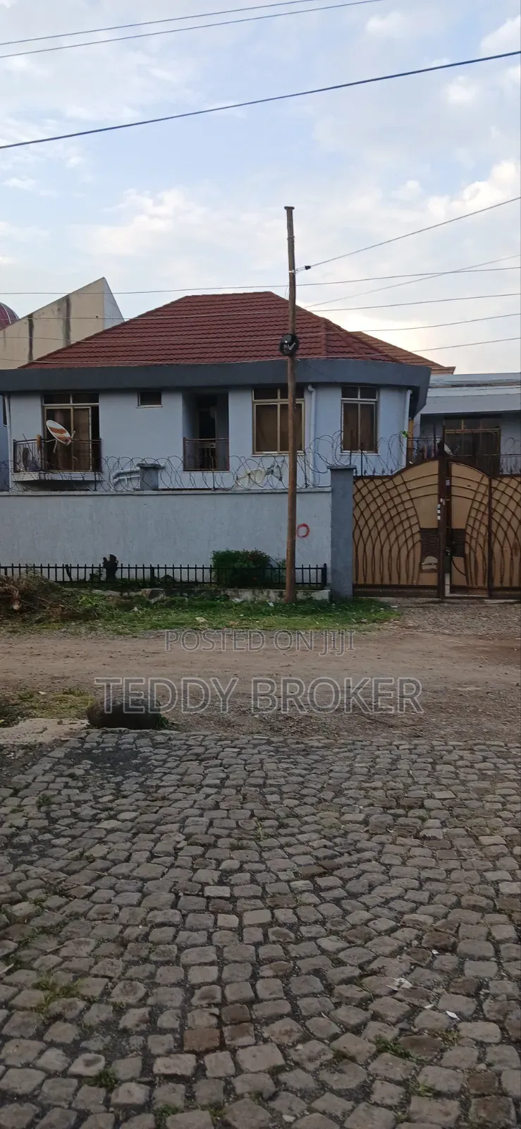 8bdrm House in Haile Garment, Nifas Silk-Lafto for sale