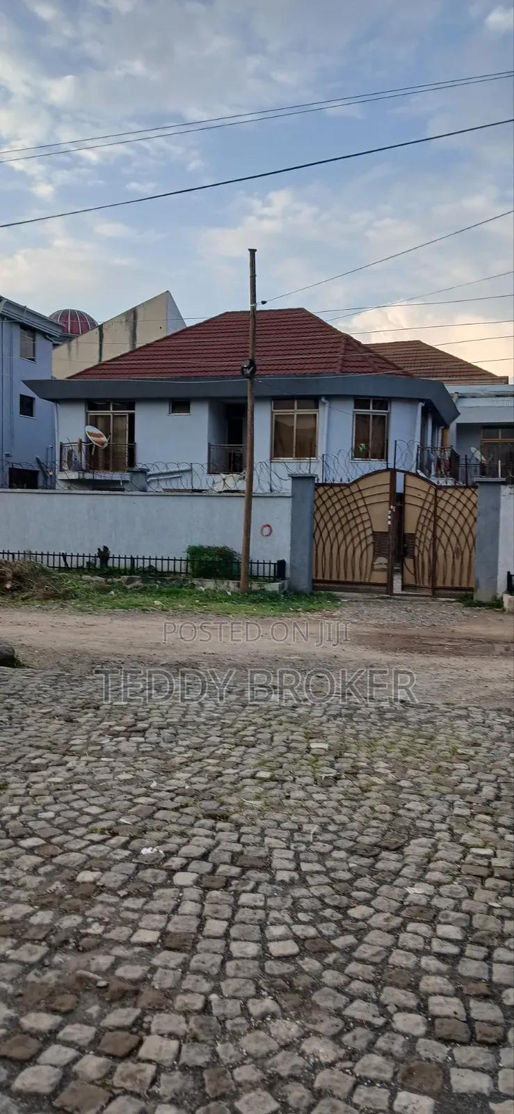8bdrm House in Haile Garment, Nifas Silk-Lafto for sale