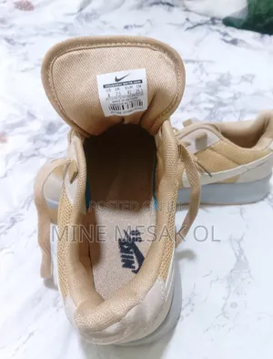 Nike Shoe for Sale
