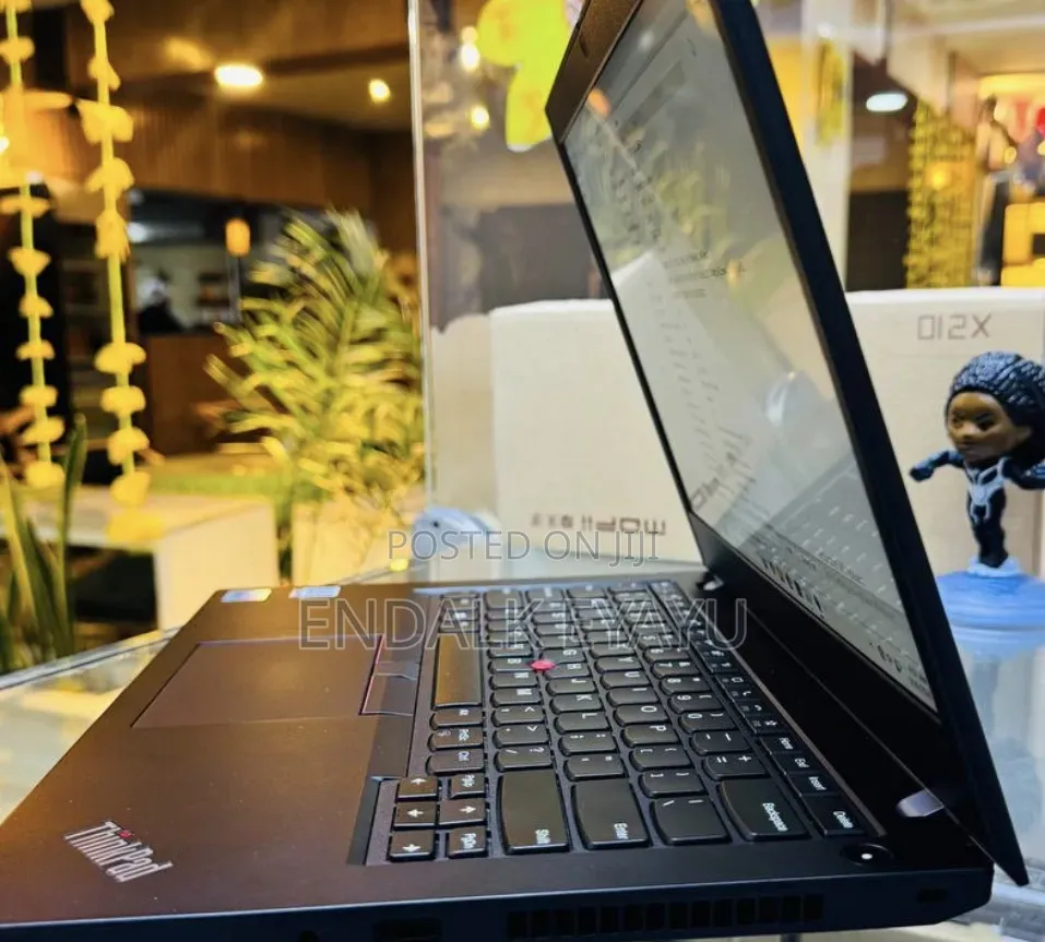 New Laptop Lenovo L14 G1 8GB Intel Core i5 SSD 256GB