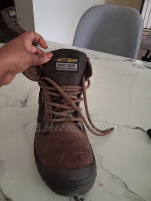 Orignal Safety ጫማ