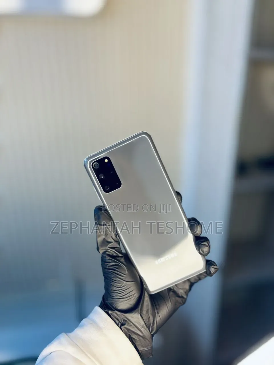 New Samsung Galaxy S20+ 5G 128 GB