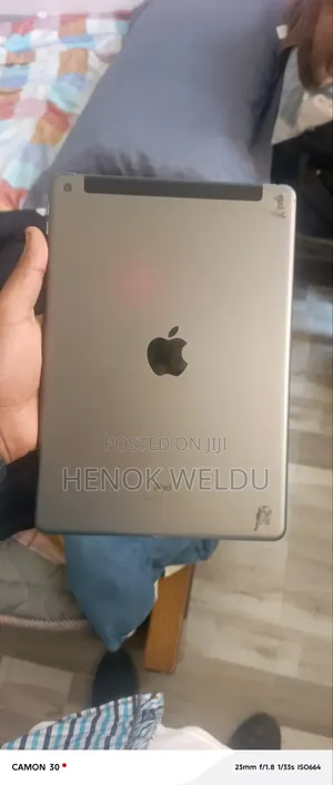 Apple iPad 10.2 (2020) 32 GB Silver