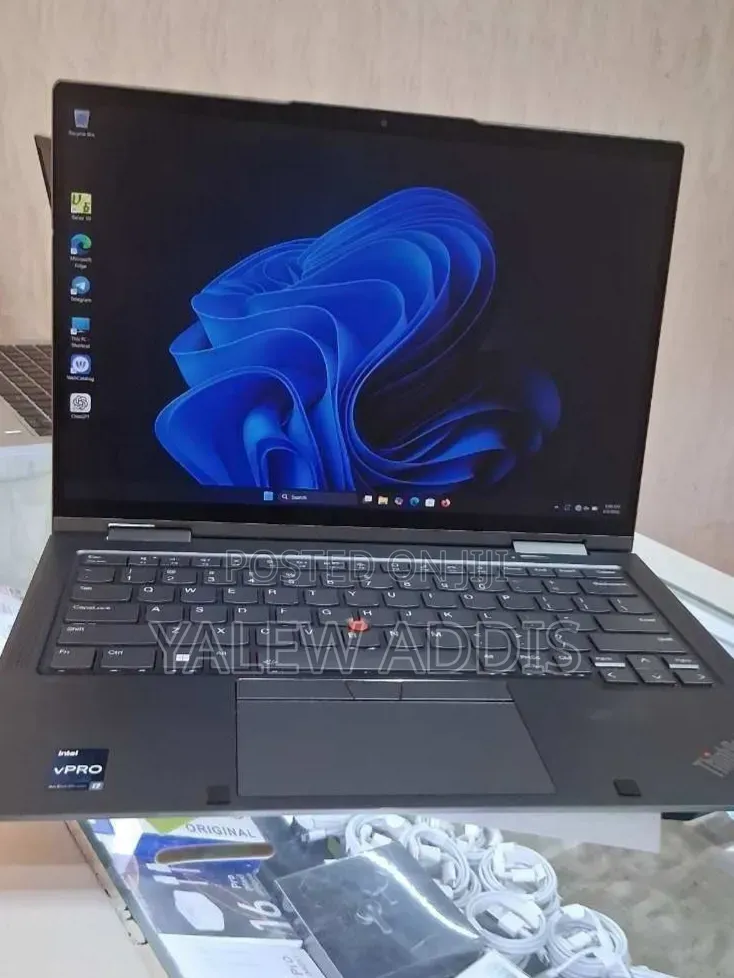 New Laptop Lenovo ThinkPad X1 Yoga 32GB Intel Core i7 SSD 512GB