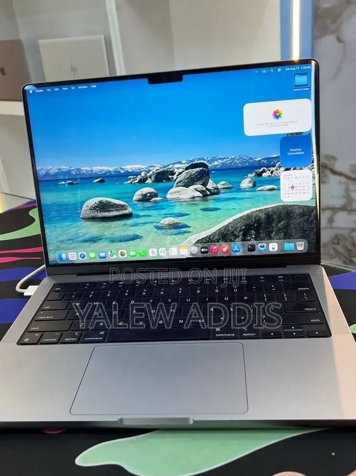 New Laptop Apple MacBook Pro 2023 M3 8GB Apple M3 SSD 512GB