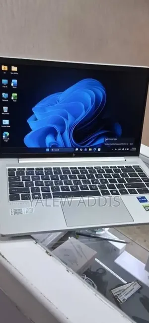 New Laptop HP EliteBook 640 G10 16GB Intel Core i7 SSD 512GB
