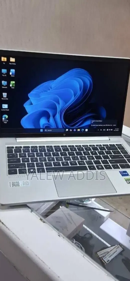 New Laptop HP EliteBook 640 G10 16GB Intel Core i7 SSD 512GB