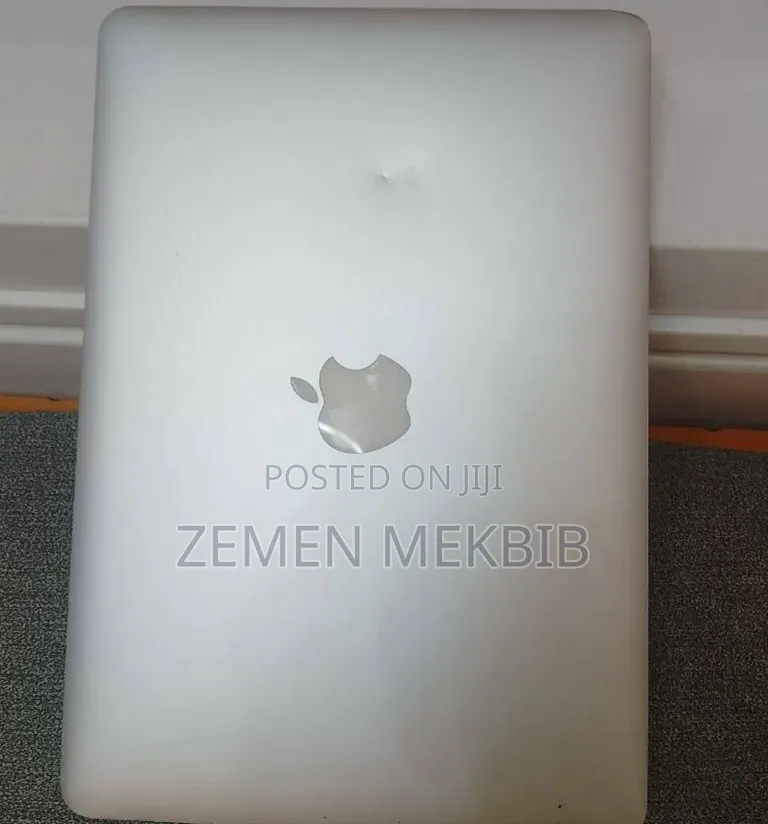 New Laptop Apple MacBook Pro 2013 8GB Intel Core i5 SSD 256GB