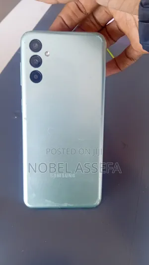 Samsung Galaxy M13 64 GB Green