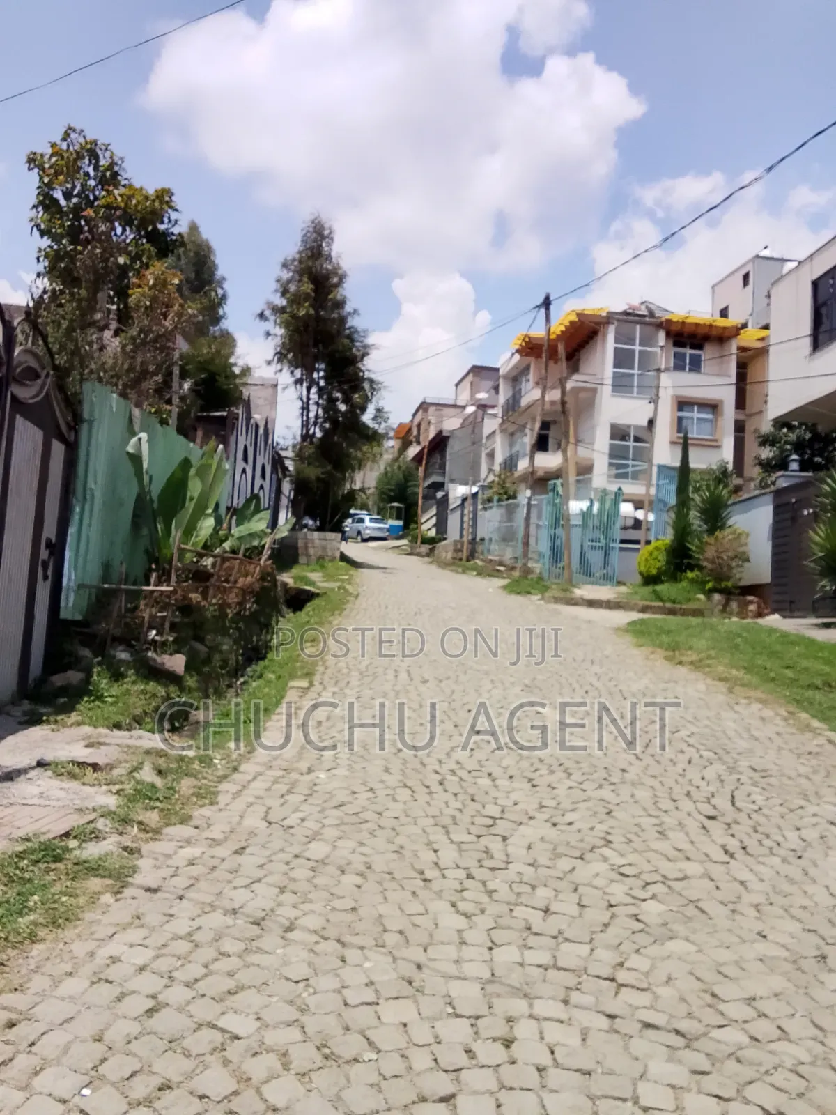 ፈንሳይ ላጋሲዮን Ferensay 500 ካሬ ግንባታ ቦታ ሽያጭ