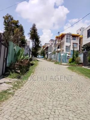 ፈንሳይ ላጋሲዮን Ferensay 500 ካሬ ግንባታ ቦታ ሽያጭ