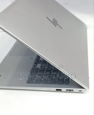 New Laptop HP EliteBook 660 G11 16GB Intel Core Ultra 7 SSD 512GB