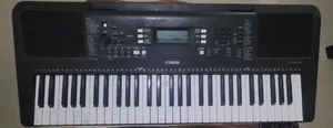 Yamaha Keyboard PSR E373