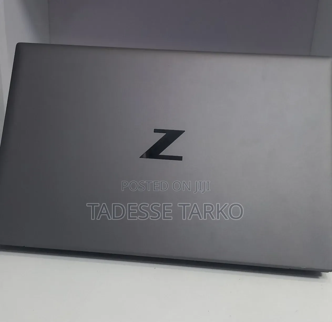 New Laptop HP ZBook Firefly G8 16GB Intel Core i7 SSD 512GB