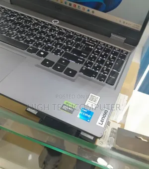 New Laptop Lenovo LOQ 15IRH8 12GB Intel Core i5 SSD 512GB