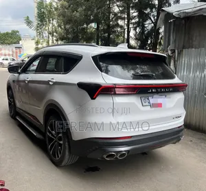 Jetour X70 Plus 2022