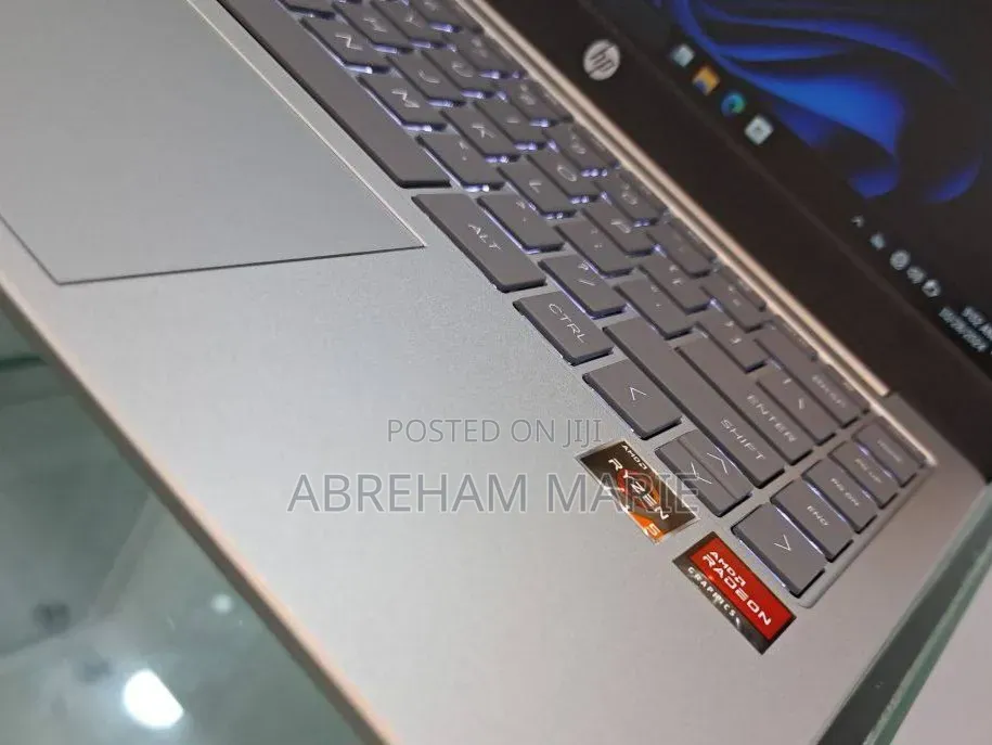 New Laptop HP Stream Notebook 8GB Intel Core i5 SSD 512GB