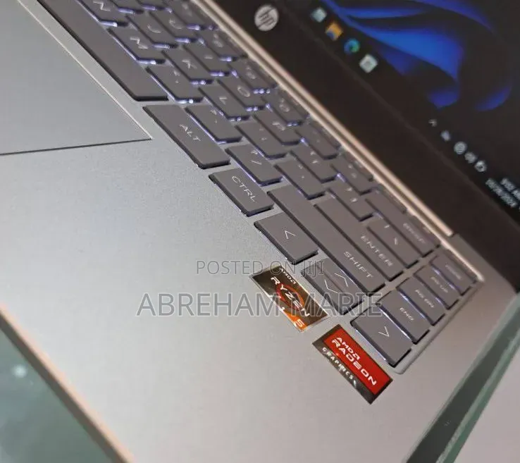 New Laptop HP Stream Notebook 8GB Intel Core i5 SSD 512GB