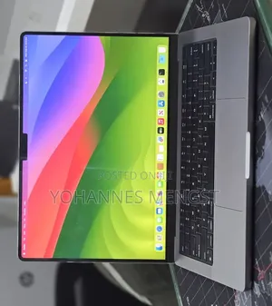 New Laptop Apple MacBook Pro 2023 M3 8GB Apple M3 SSD 512GB