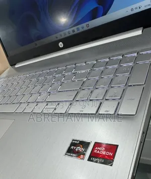 New Laptop HP Stream Notebook 8GB AMD Ryzen 5 SSD 512GB
