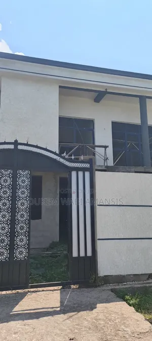 12bdrm Townhouse/Terrace in Bishoftu Dukem, East Shewa for sale