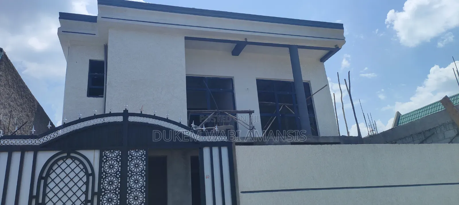 12bdrm Townhouse/Terrace in Bishoftu Dukem, East Shewa for sale