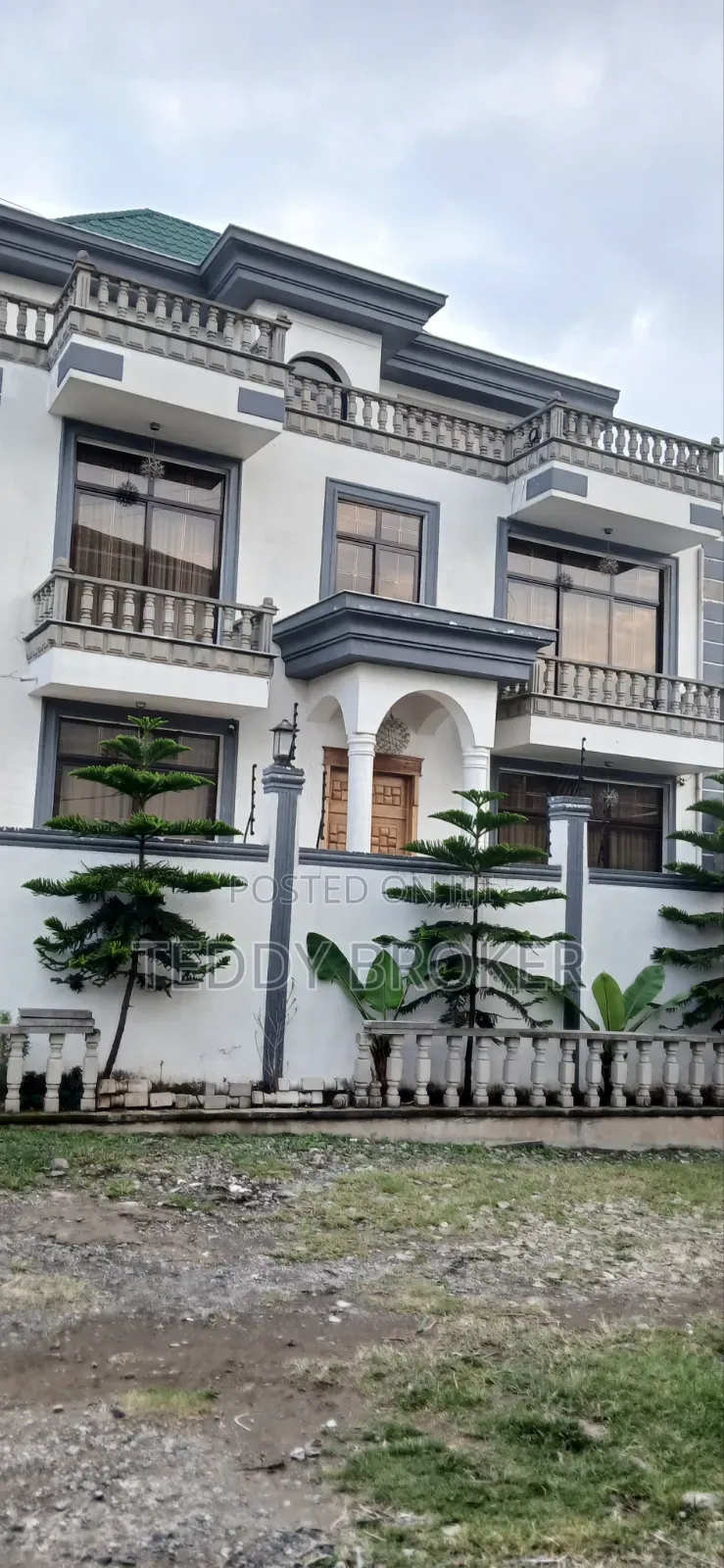 8bdrm House in Haile Garment, Nifas Silk-Lafto for sale