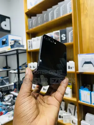 Samsung Galaxy Z Flip6 256 GB Black