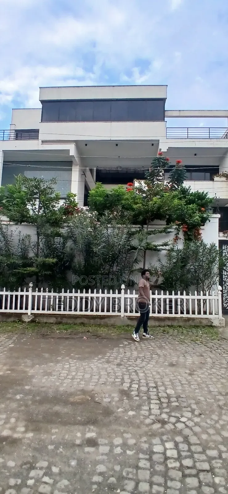 9bdrm House in Haile Garment, Nifas Silk-Lafto for sale