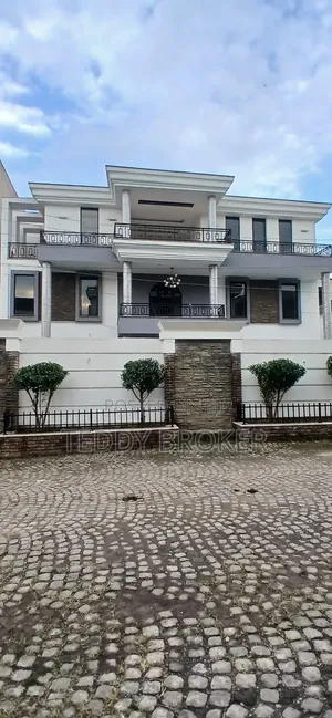 8bdrm House in Haile Garment, Nifas Silk-Lafto for sale