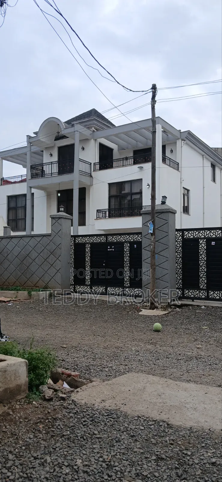9bdrm House in Haile Garment, Nifas Silk-Lafto for sale