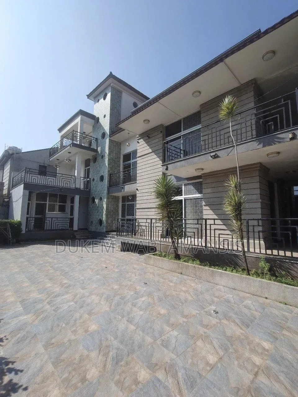 Furnished 12bdrm Townhouse/Terrace in Bishoftu Dukem, East Shewa