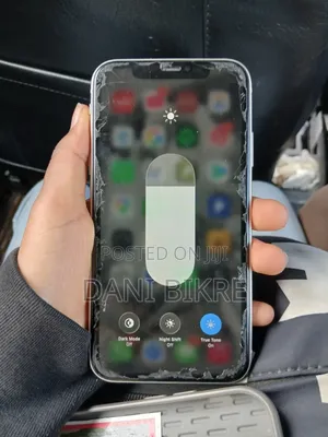 Apple iPhone 11 128 GB White