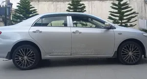 Toyota Corolla 2013 Silver