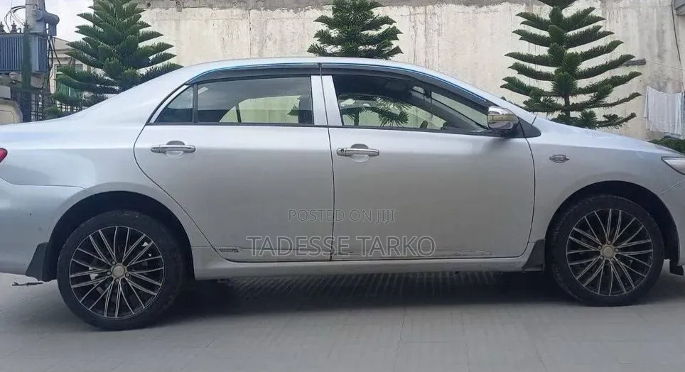 Toyota Corolla 2013 Silver