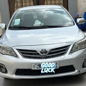 Toyota Corolla 2013 Silver