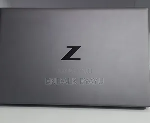 New Laptop HP ZBook Firefly G8 16GB Intel Core i7 SSD 512GB
