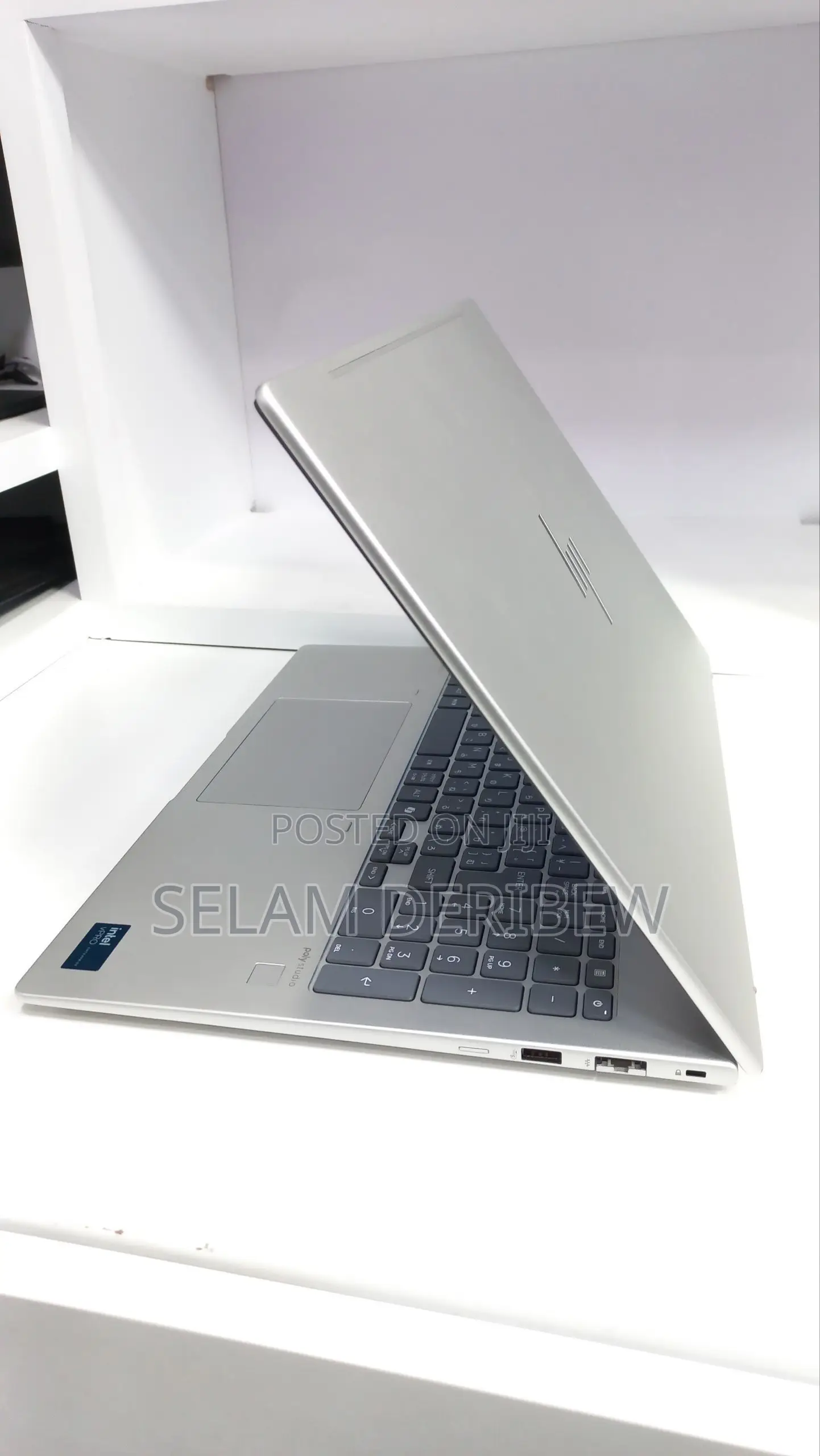New Laptop HP EliteBook 660 G11 16GB Intel Core Ultra 7 SSD 512GB