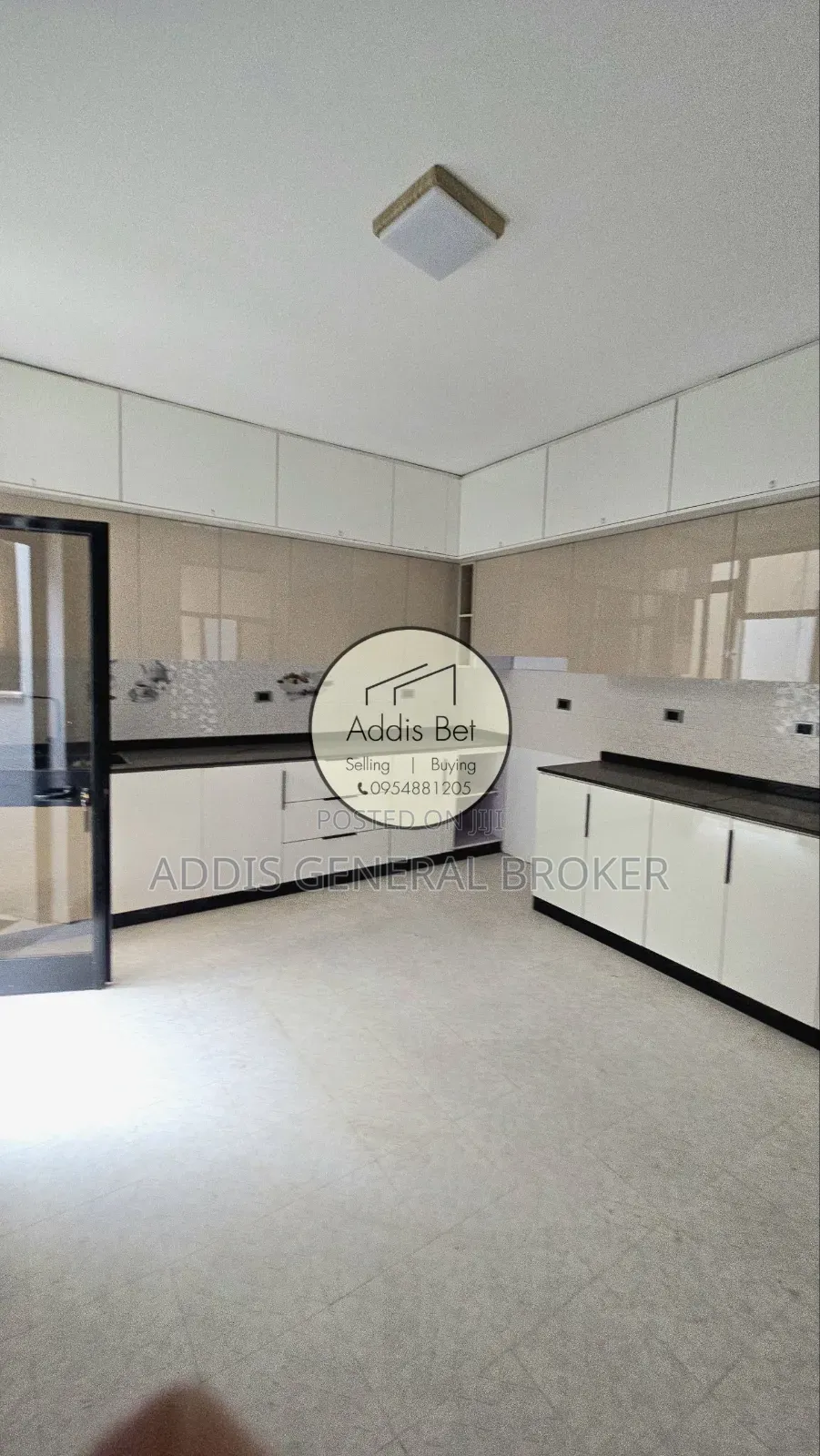 Furnished 7bdrm House in Lebu, Nifas Silk-Lafto for sale