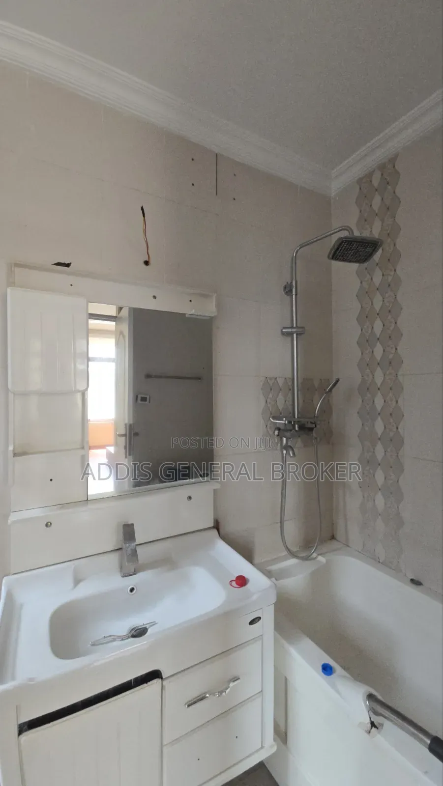 5bdrm House in Haile Garment, Nifas Silk-Lafto for sale