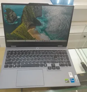 New Laptop Lenovo LOQ 15ARP9 12GB Intel Core i5 SSD 512GB
